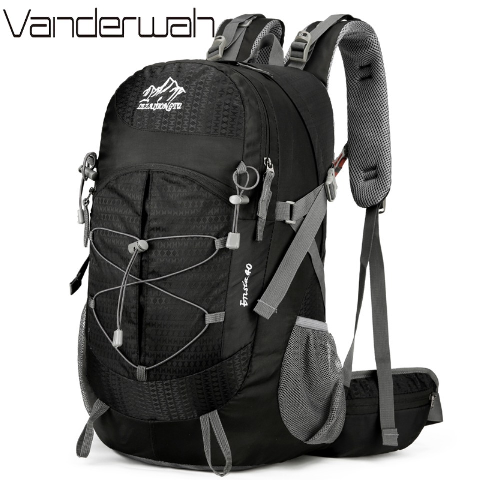 Streetwear Brand Backpack - حقيبة ظهر 40 لتر للرجال والنساء