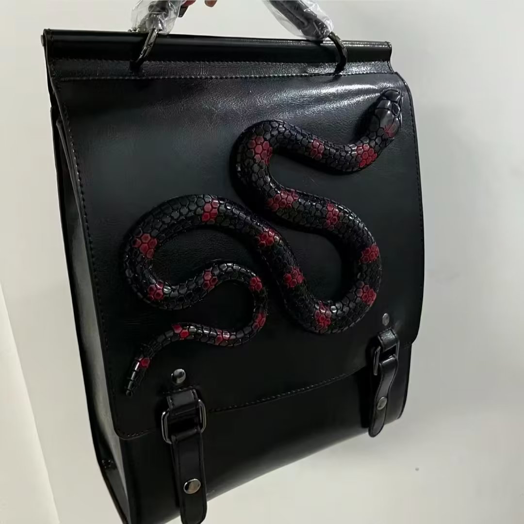Streetwear Brand Backpack - حقيبة ظهر مدرسية من جلد البقر