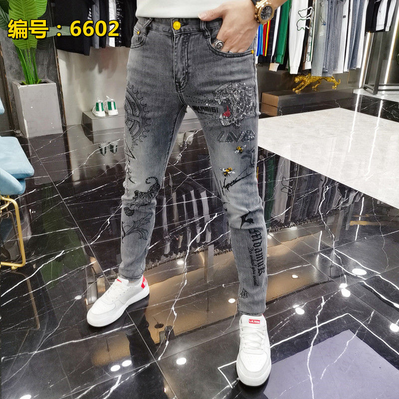 Harajuku موضة الشارع الشهير ال - مراجعة Streetwear Brand Denim وسعره