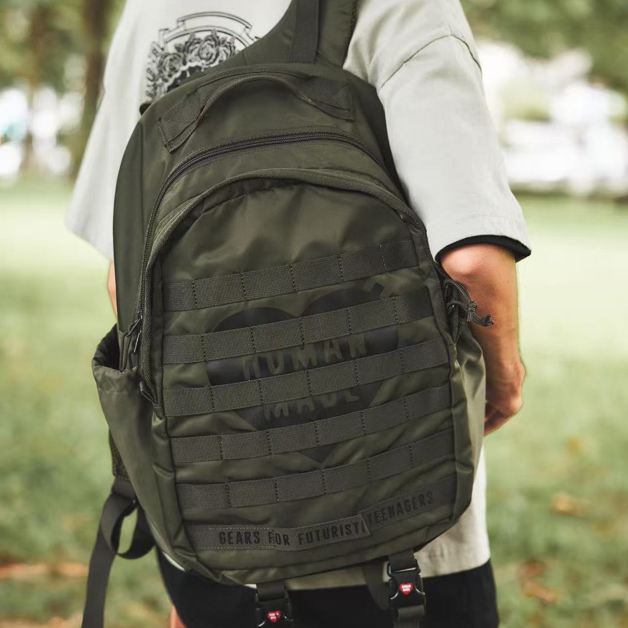 حقيبة ظهر عسكرية من HUMAN MADE - مراجعة Streetwear Brand Backpack وسعره