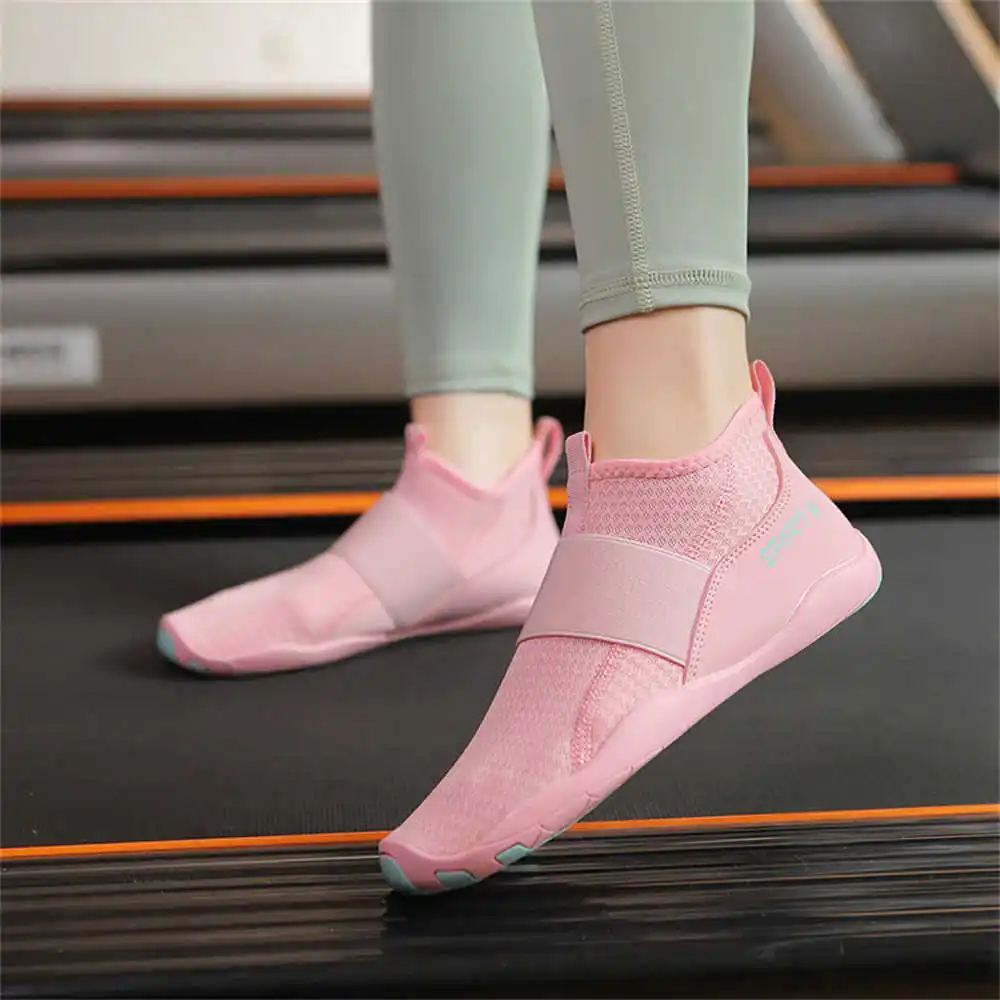 أحذية رياضية خفيفة Hi Tops بال - مراجعة Streetwear Brand Design Ideas وسعره