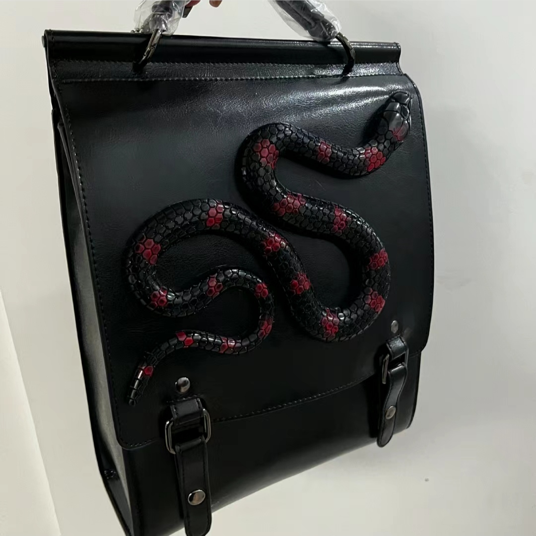 حقيبة ظهر مدرسية من جلد البقر  - مراجعة Streetwear Brand Backpack وسعره