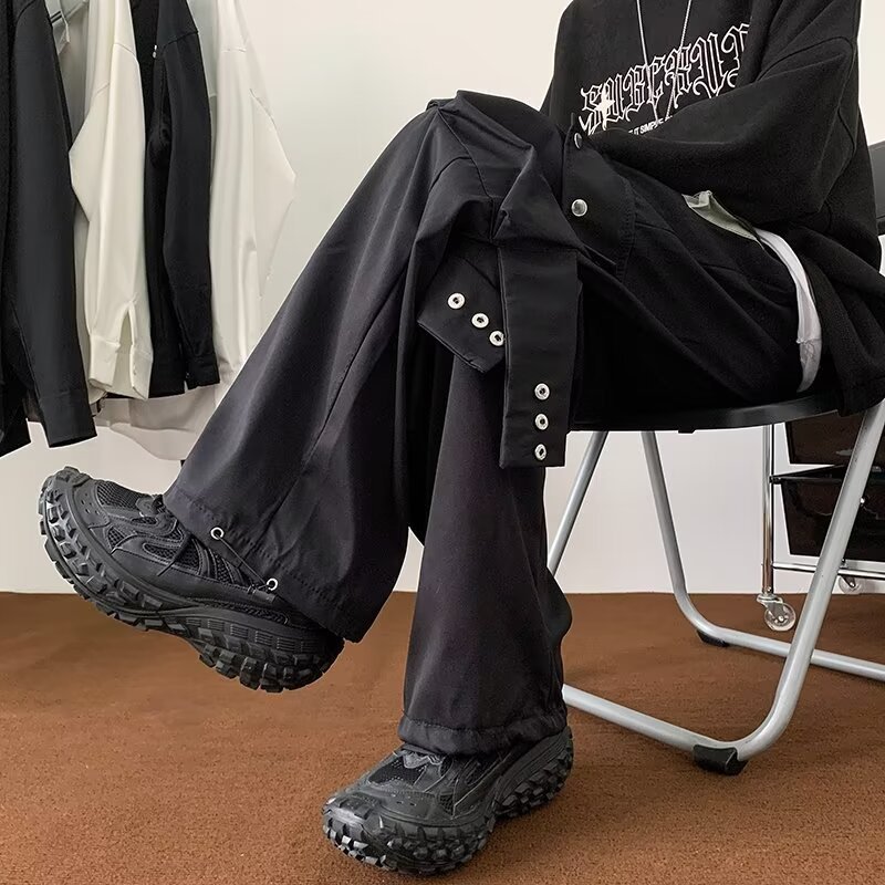 بنطال كارجو أسود متعدد الجيوب  - مراجعة Corteiz Cargo Pant وسعره